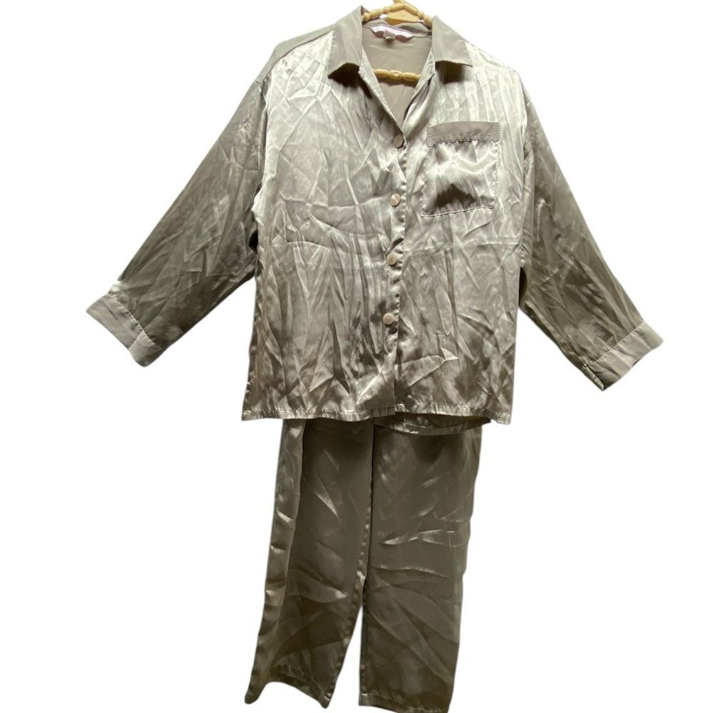 * Victoria's Secret medium Silky Pajama Set brushed gold button down pull on